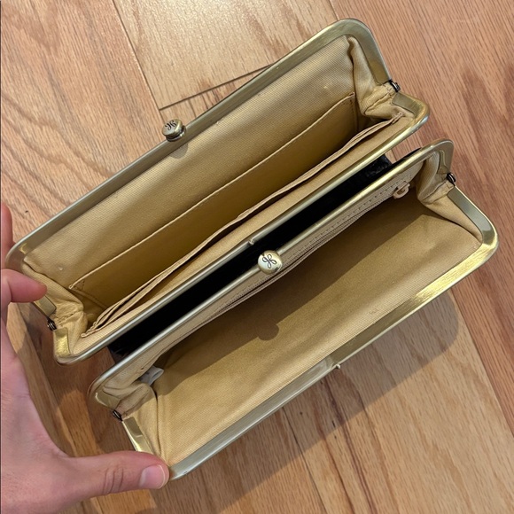 Hobo Lauren black leather clutch wallet dragon embroidery limited edition 2021 - Picture 11 of 16